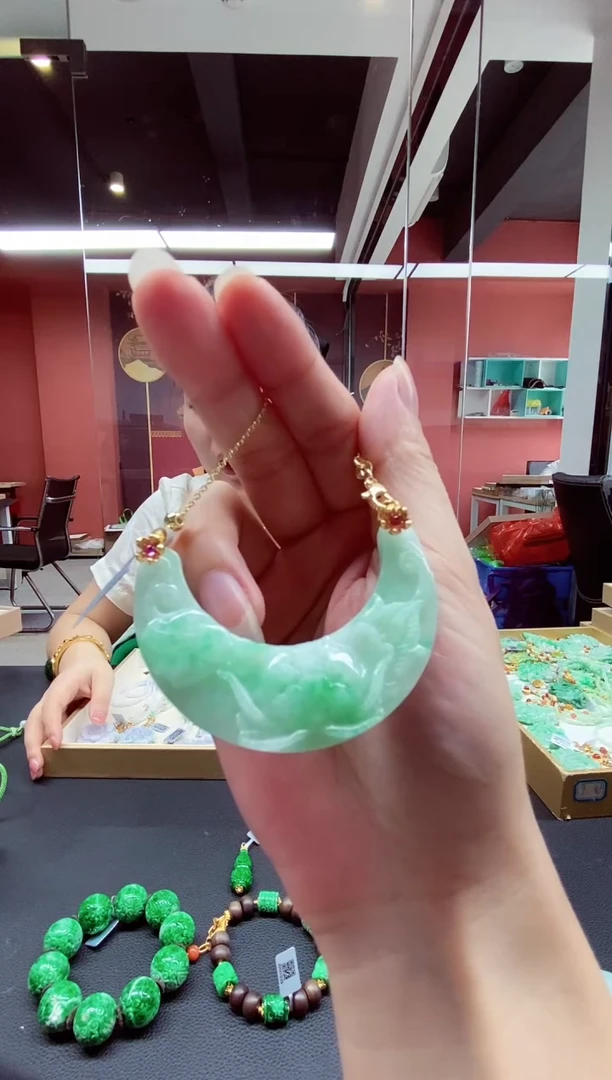 颈饰未镶嵌翡翠翡翠吊坠