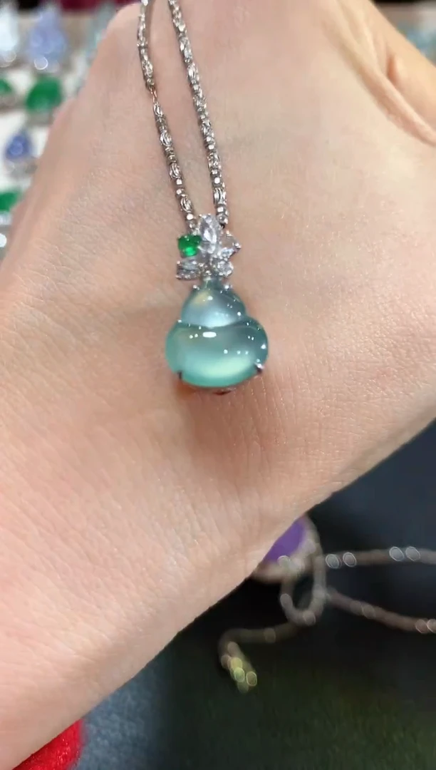 吊坠(不含链)18K金镶嵌翡翠n5