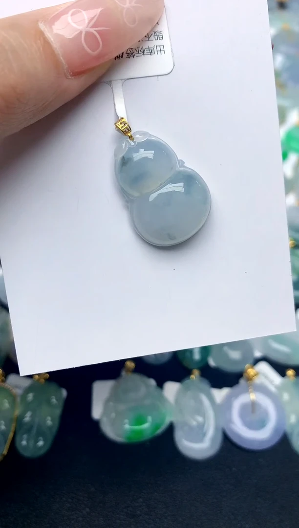 翡翠18K金镶嵌颈饰天然A货翡翠