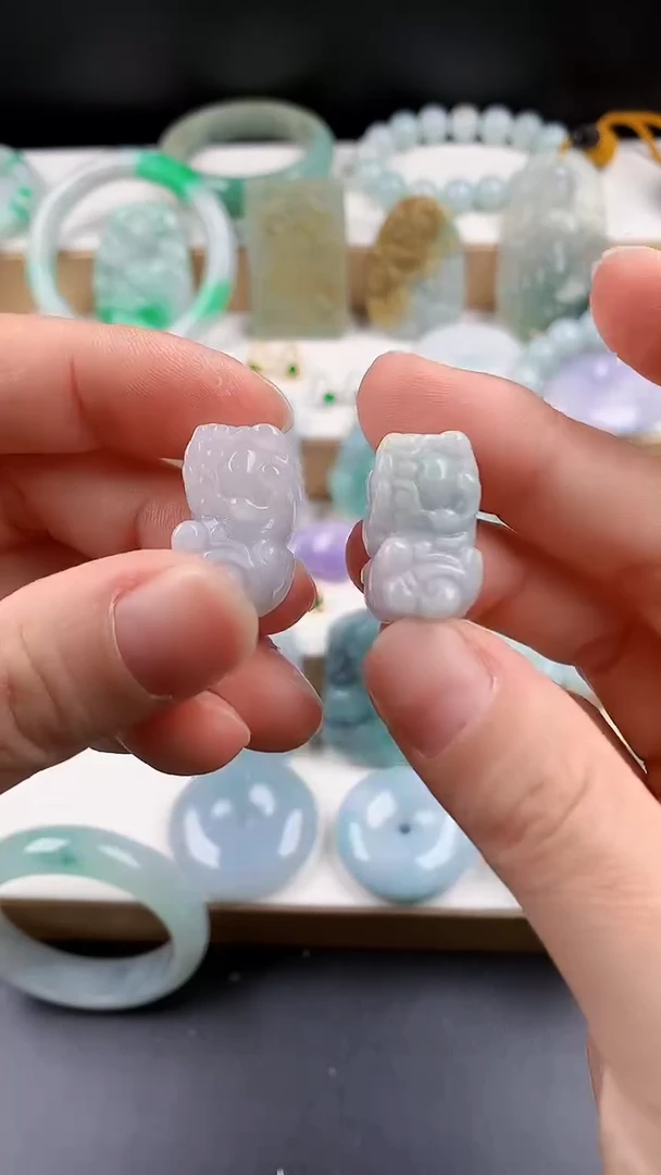 颈饰未镶嵌翡翠颈饰未镶嵌缅甸天然翡翠吊坠