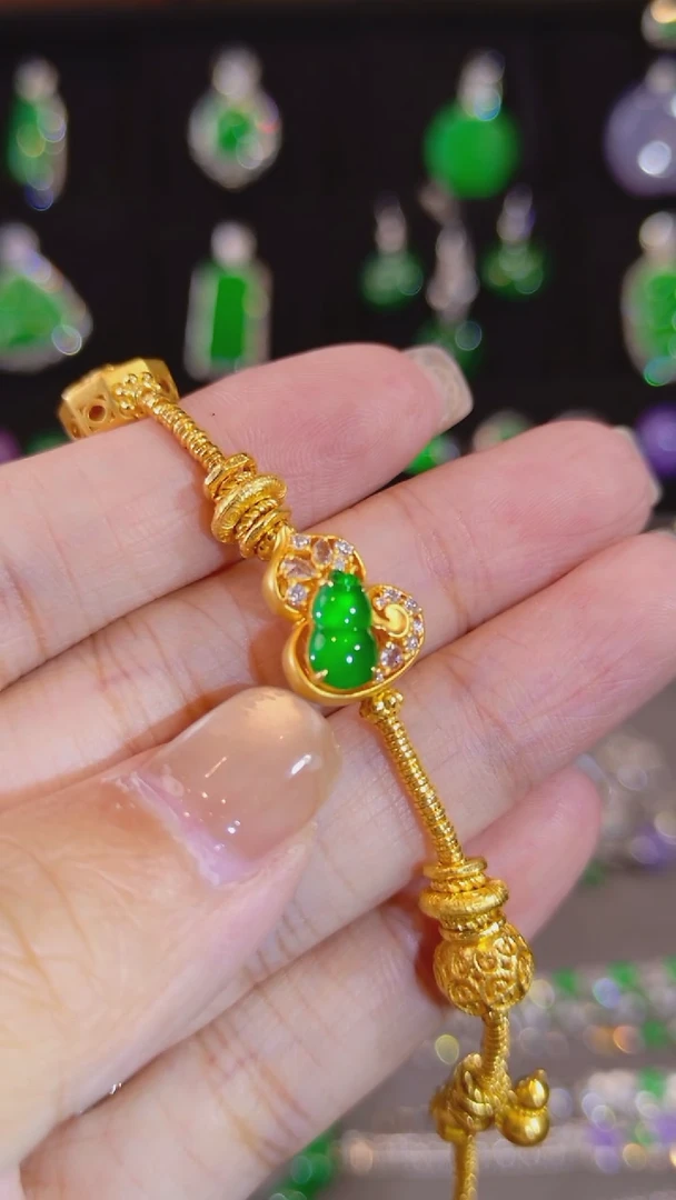 18K金镶嵌手链翡翠盘缠手链20.8克