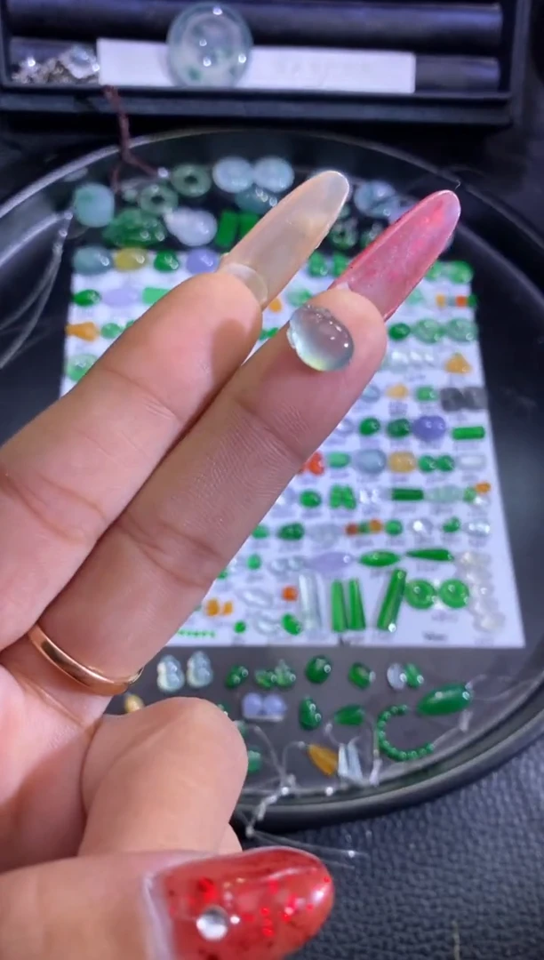 未镶嵌挂件翡翠金蟾