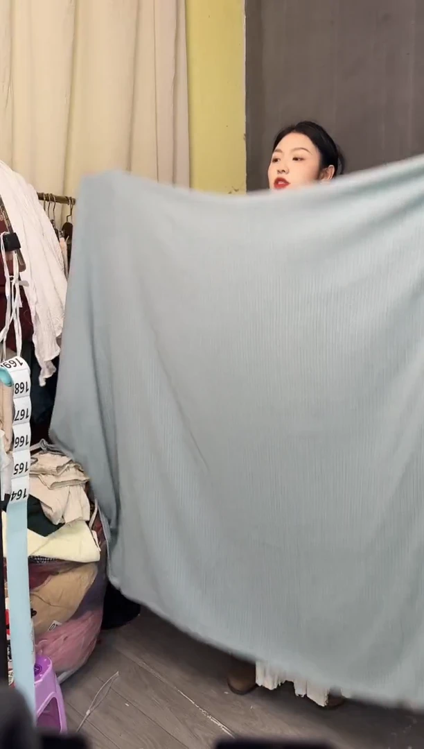麻灰蓝色..................................