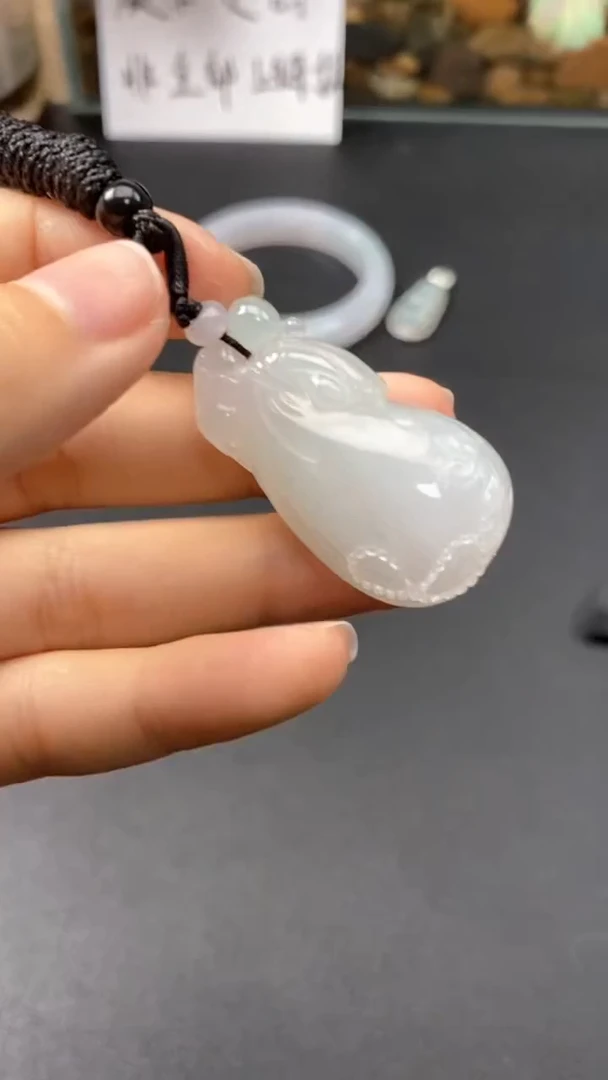 【闪购商品】翡翠吊坠(不含链)未镶嵌广佛12143