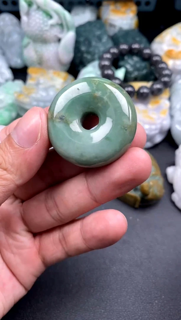 吊坠(不含链)未镶嵌翡翠1