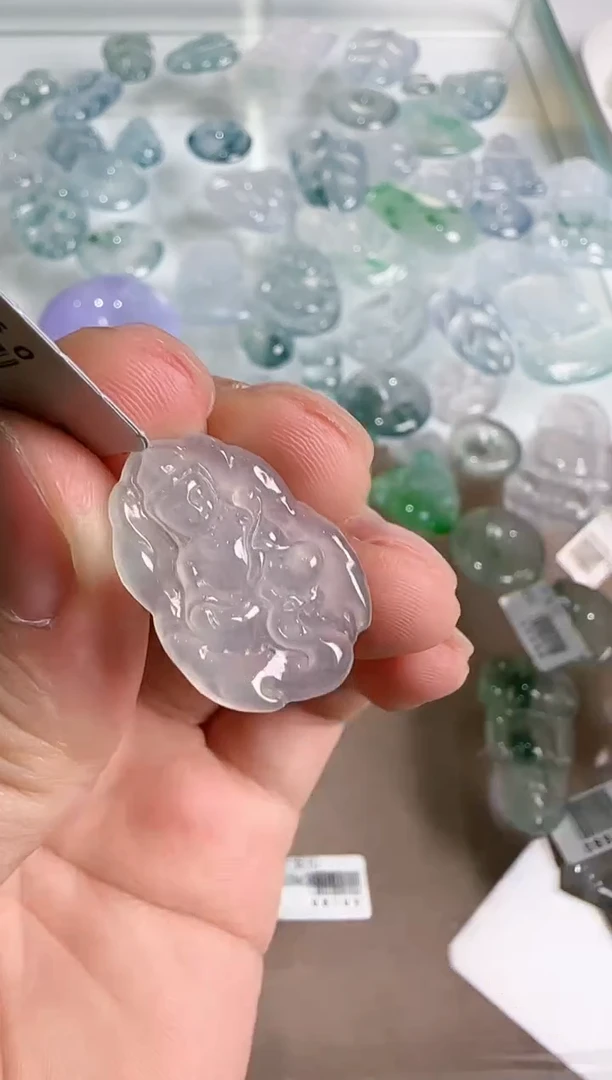 【闪购商品】翡翠吊坠(不含链)未镶嵌··