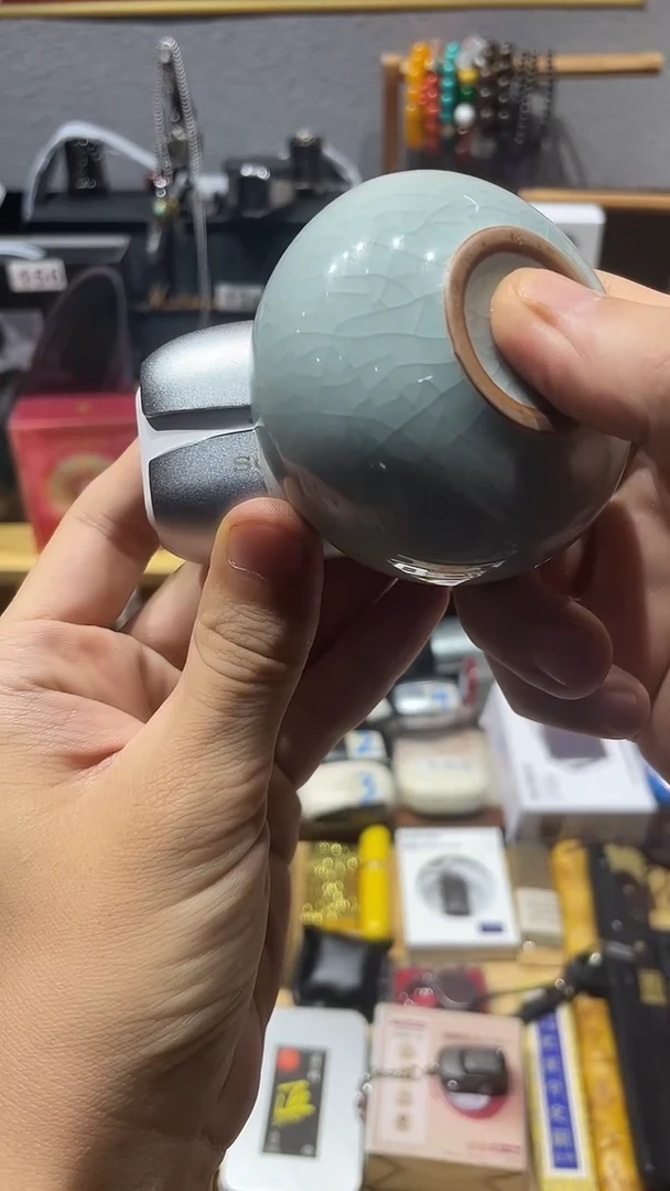 瓷片闪购商品 如图所示
