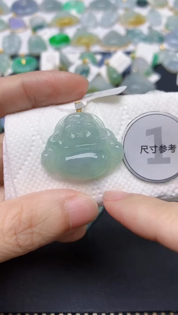 翡翠18K金镶嵌颈饰天然缅甸A货翡翠