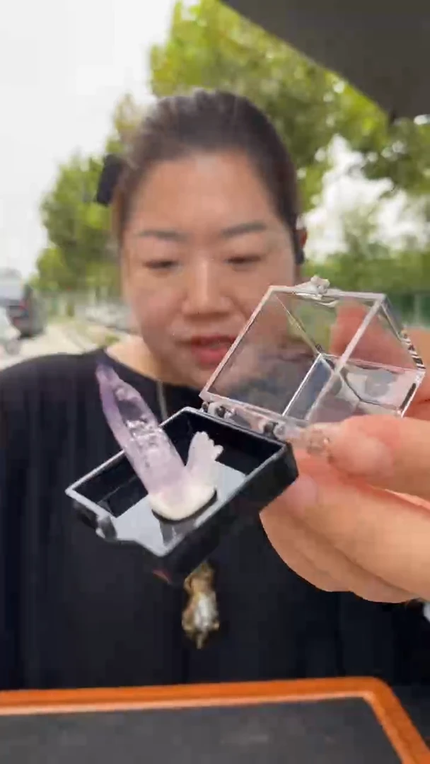 未镶嵌珠宝半成品水晶克鲁兹（5）克多样性发货