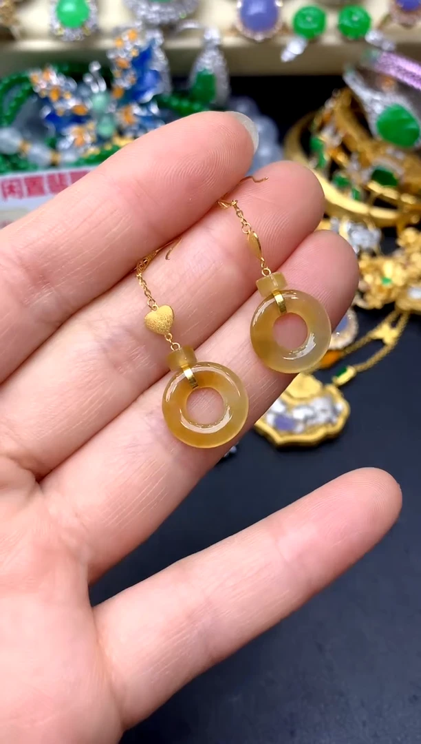 18K金镶嵌翡翠耳饰80 -中国好珍宝