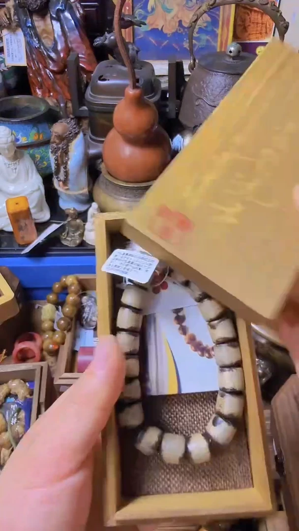 大叶紫檀（黑酸枝木类）祈尔繁芜胜常春