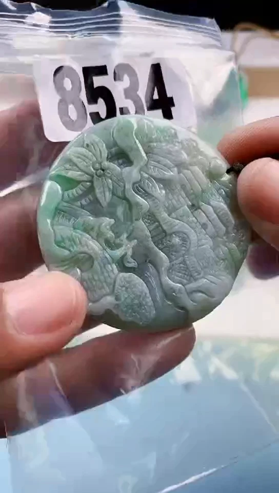 【闪购商品】翡翠挂件未镶嵌天然翡翠吊坠挂件