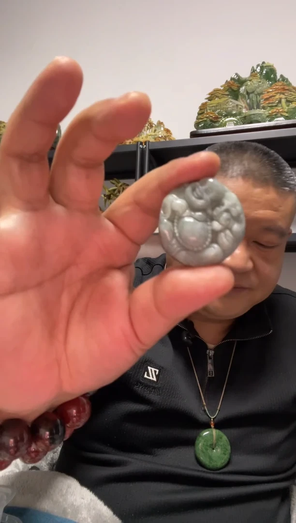 吊坠(赠链)未镶嵌翡翠招财佛吊坠