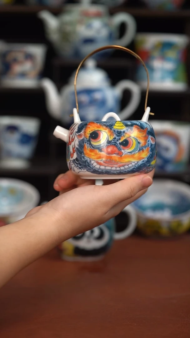 昨明醒狮提梁壶（宠粉福利）