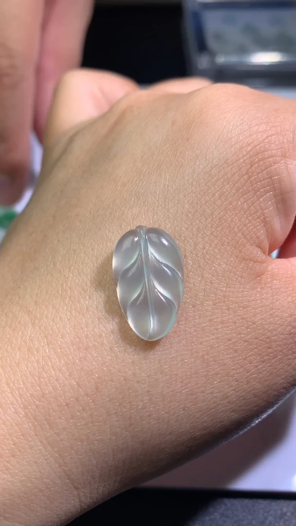 未镶嵌定制翡翠毛货