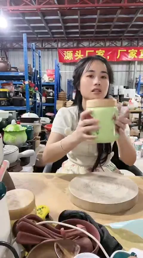 瑕疵绿色圆罐不可明火