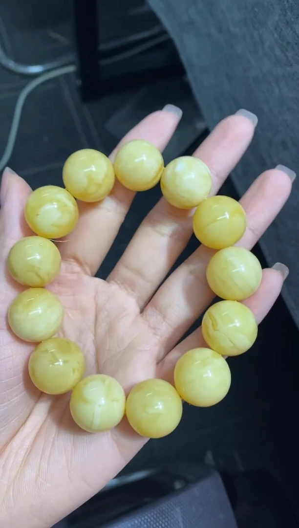 裸石蜜蜡未镶嵌手串