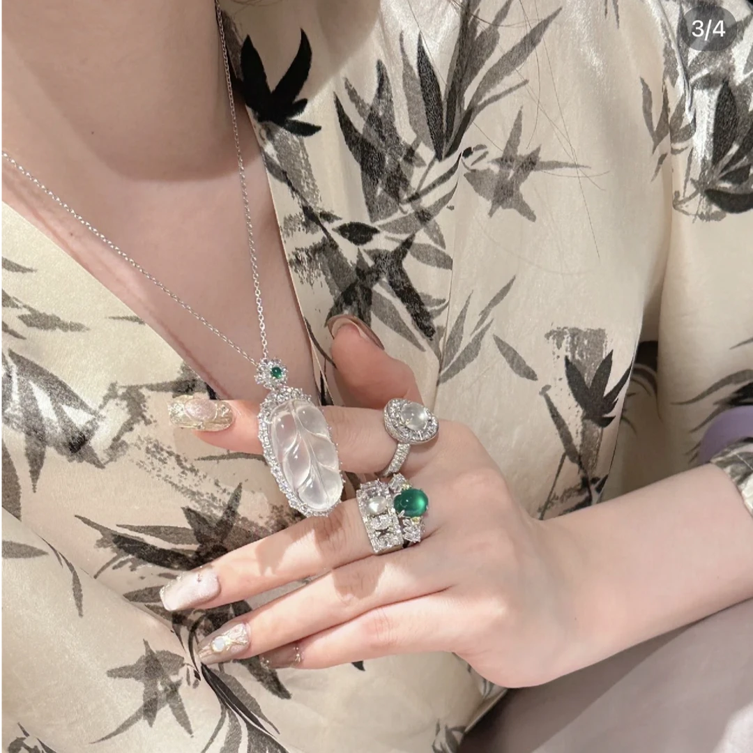 钛钢项链 冰透叶子项链新中式国潮高级感金枝玉叶吊坠锁骨链