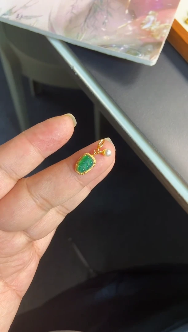 吊坠(不含链)银S925镶嵌翡翠1