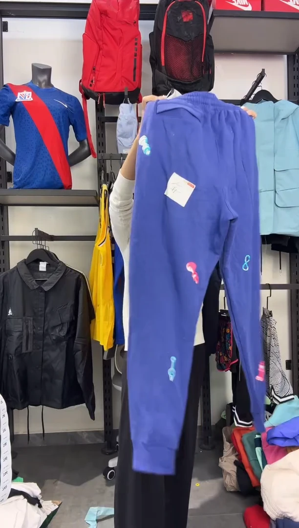 742编码 瑕疵款直播间过款为准 尺码M