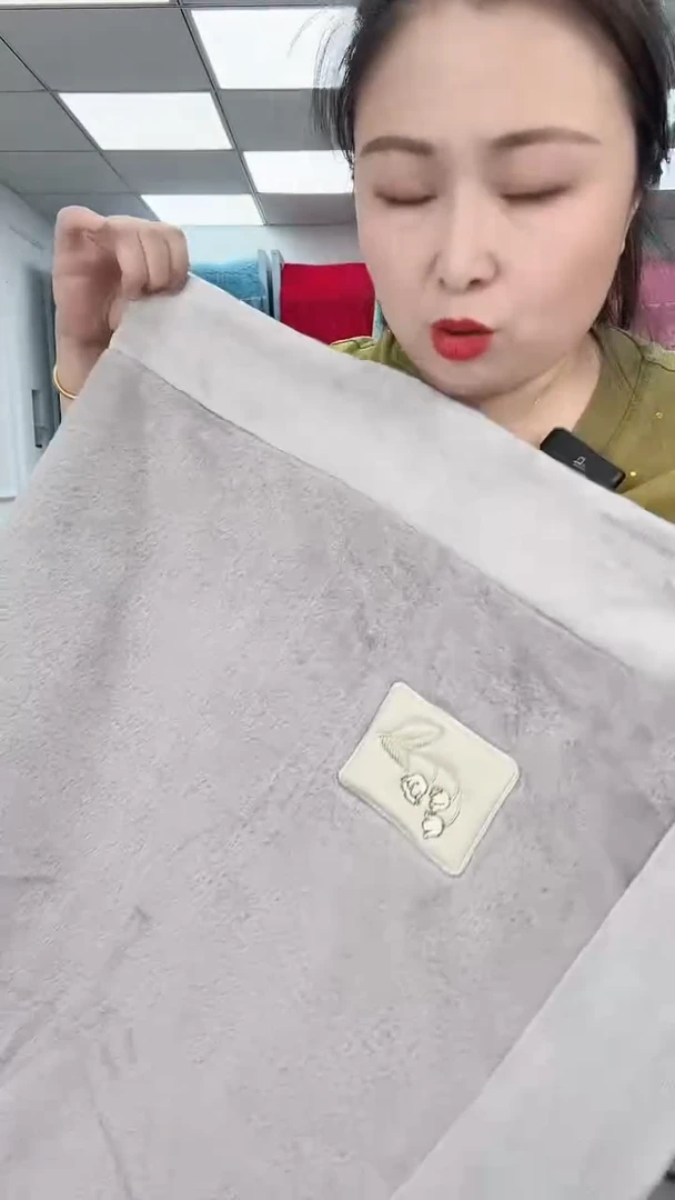 聚酯纤维聚酯纤维四件套  紫灰 水貂绒