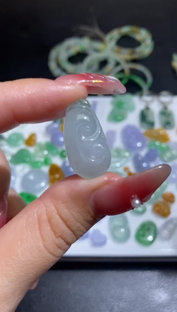未镶嵌定制翡翠翡翠毛货~