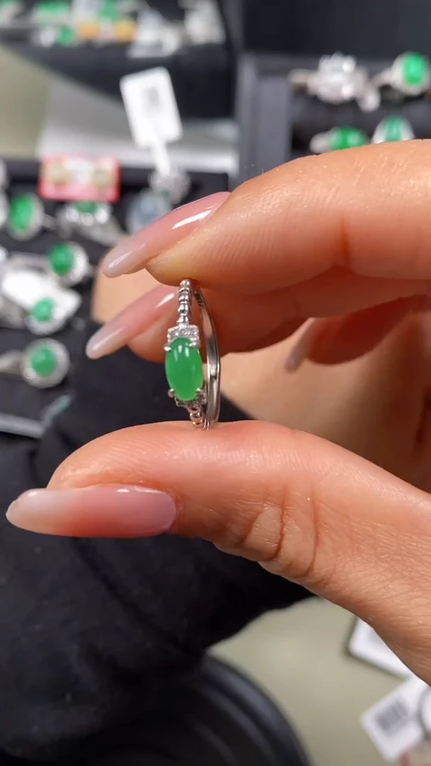 【闪购商品】翡翠戒指银S925镶嵌6798
