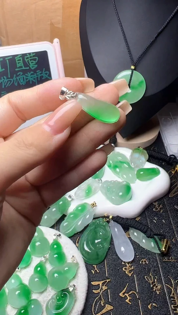 颈饰未镶嵌翡翠所见即所得，一图一物
