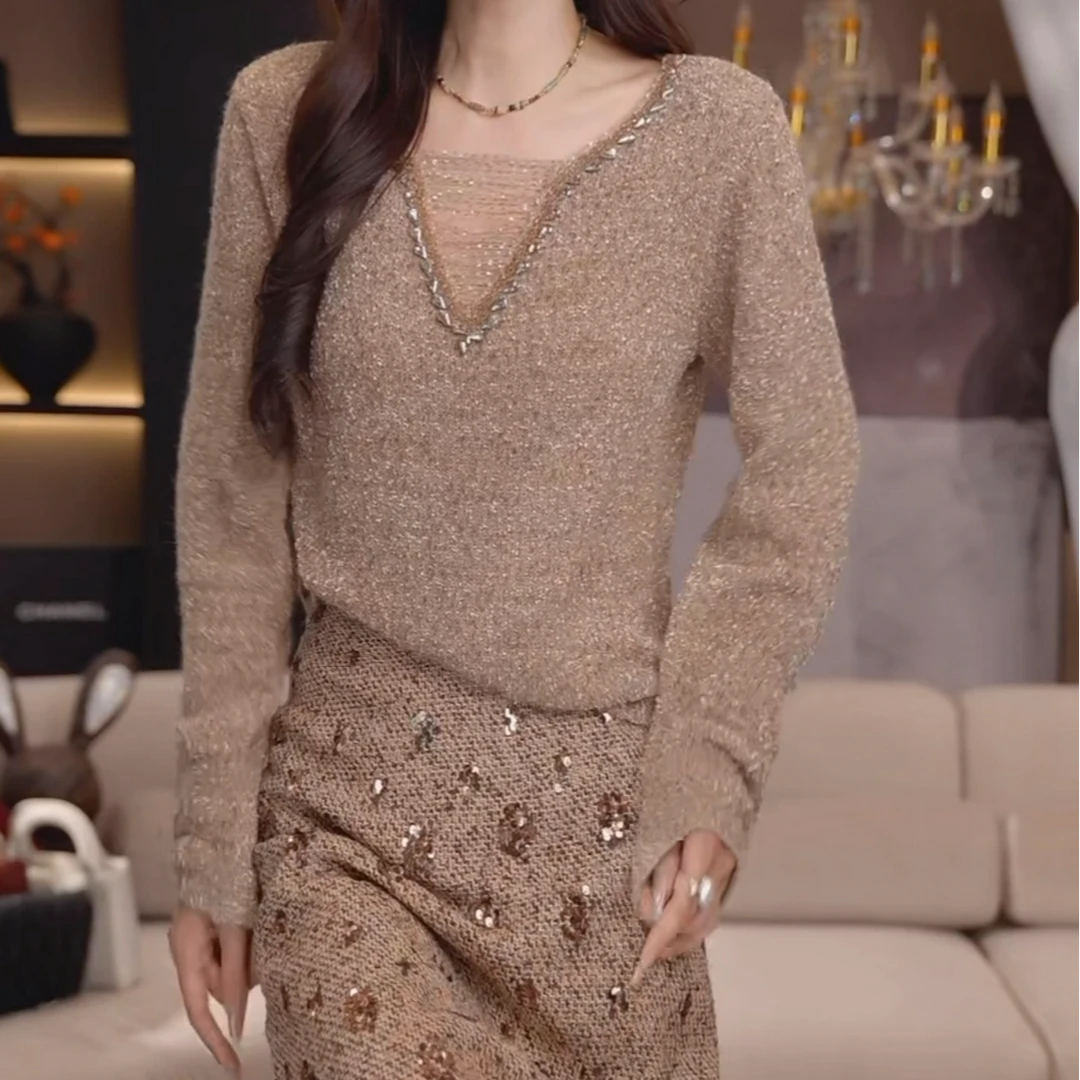 法式V领重工亮片高级感毛衣2025秋季新款软糯宽松慵懒风针织上衣