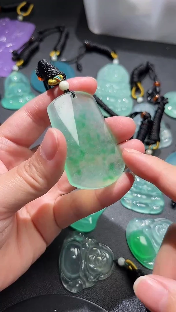 颈饰未镶嵌翡翠绑绳含赠品吊坠多样性WSP04