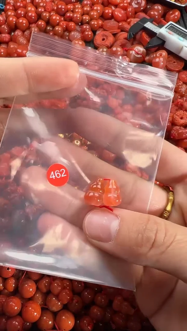 【闪购商品】南红玛瑙颈饰未镶嵌1