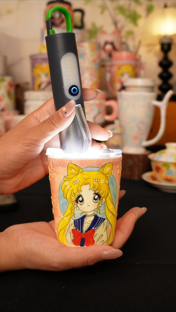 陶景德镇手绘的杯子