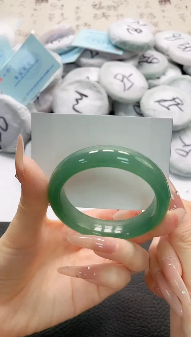 石英质玉手镯未镶嵌140-53