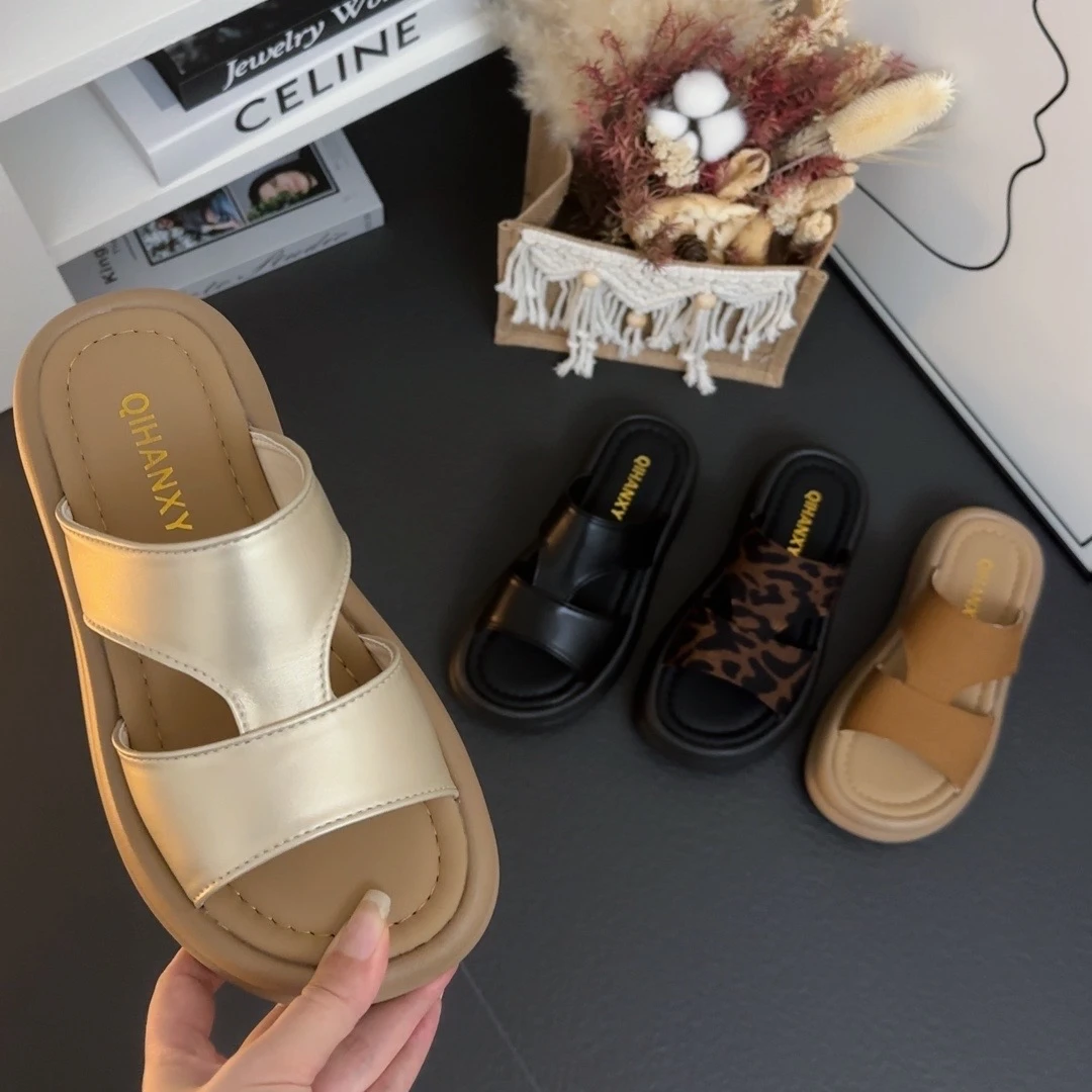 2025夏季新款简约风韩版一字拖可外穿时尚休闲百搭厚底拖鞋女