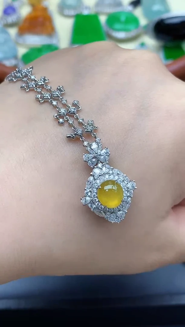 颈饰18K金镶嵌翡翠635-中国好珍宝