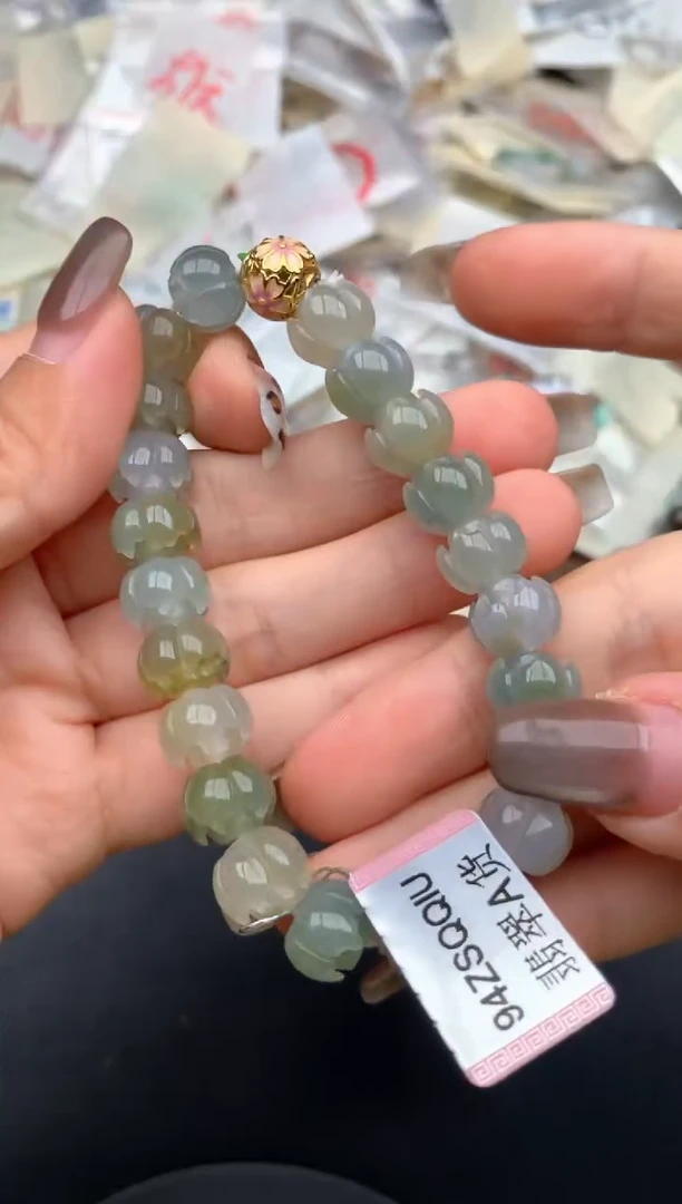 未镶嵌挂件翡翠一