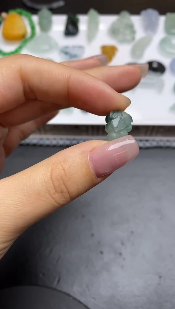 【闪购商品】定制翡翠未镶嵌翡翠毛货~