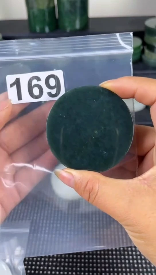 和田玉未镶嵌珠宝半成品镯芯