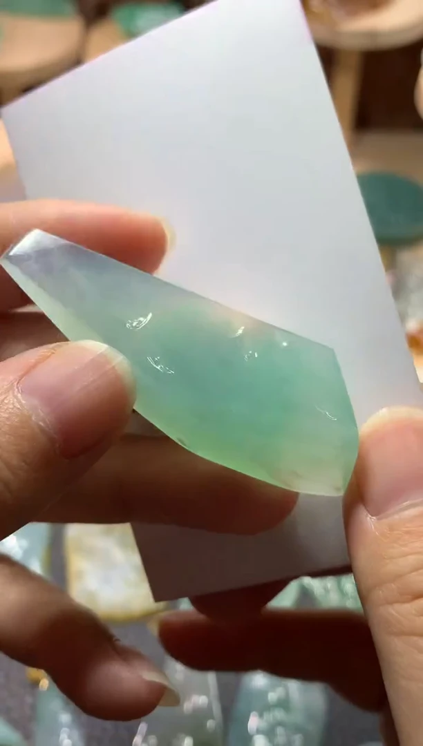 吊坠(不含链)未镶嵌翡翠吊坠