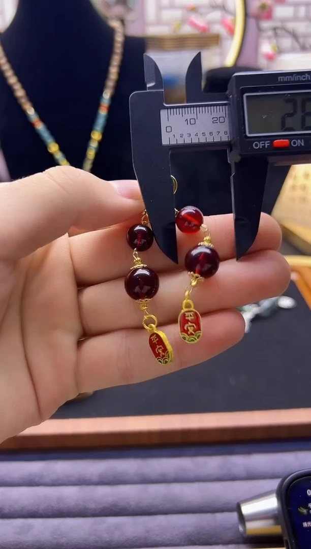 【闪购商品】血珀颈饰14K金镶嵌E382