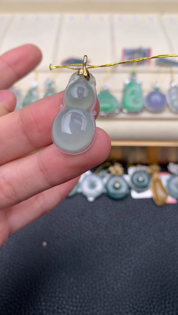 【闪购商品】翡翠颈饰18K金镶嵌Q262