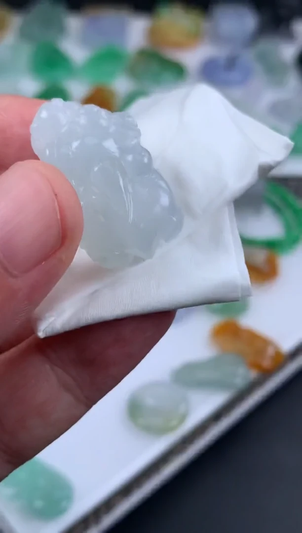 【闪购商品】定制翡翠未镶嵌翡翠