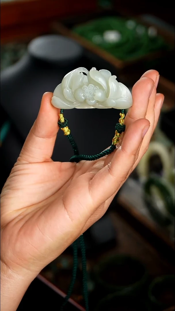 颈饰未镶嵌和田玉001