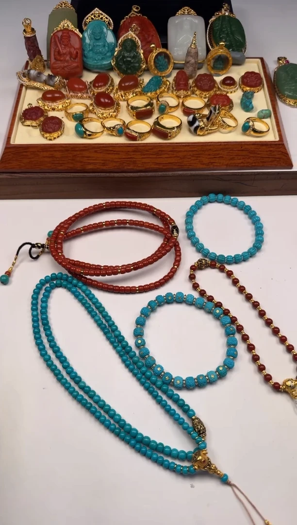 18K金镶嵌南红玛瑙挂件独***～手串手串