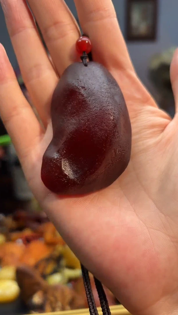 琥珀颈饰未镶嵌吊坠