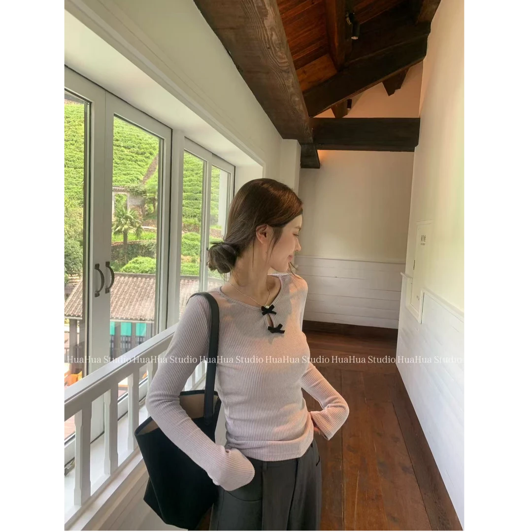 【花花】镂空蝴蝶T~韩系蝴蝶结喇叭长袖修身上衣T恤