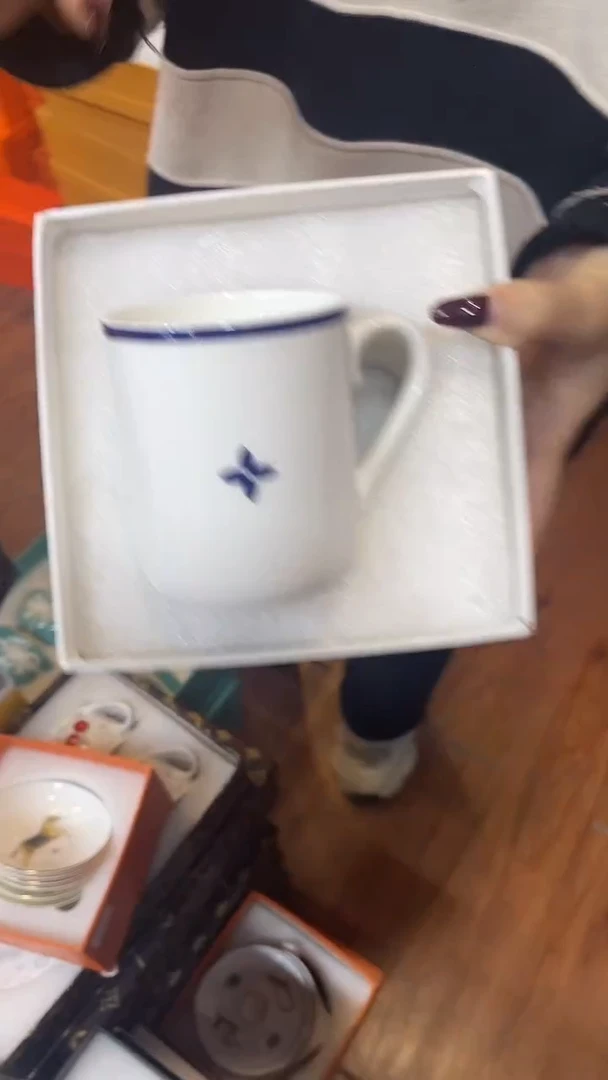 杯鸿辉家品牌瓷器，京东包邮！