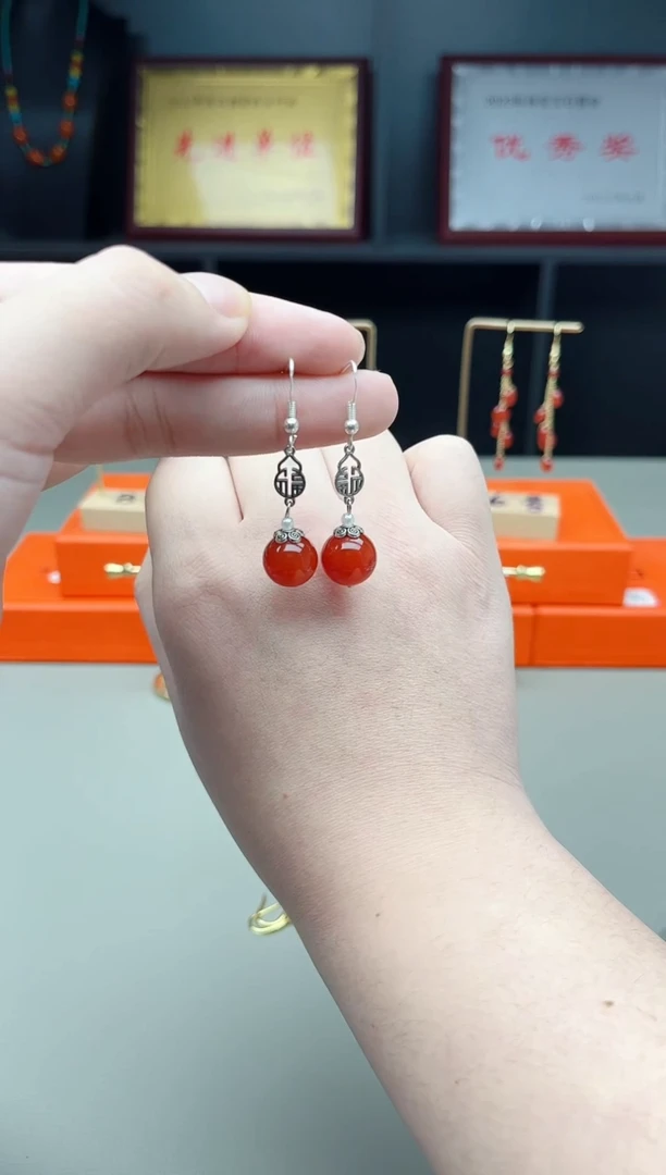 未镶嵌耳钉玛瑙/玉髓230