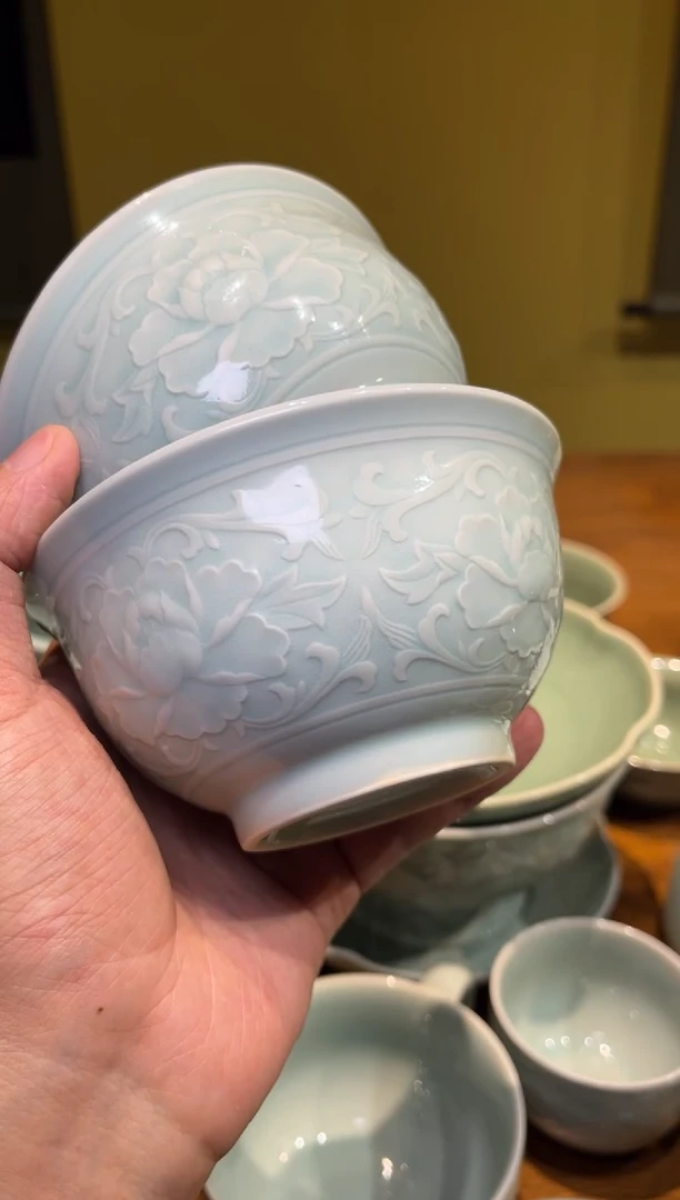 微瑕天青4.7牡丹碗4只