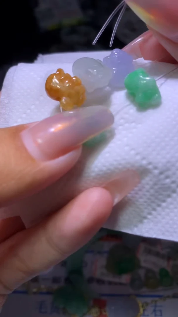 定制翡翠未镶嵌MXX017901